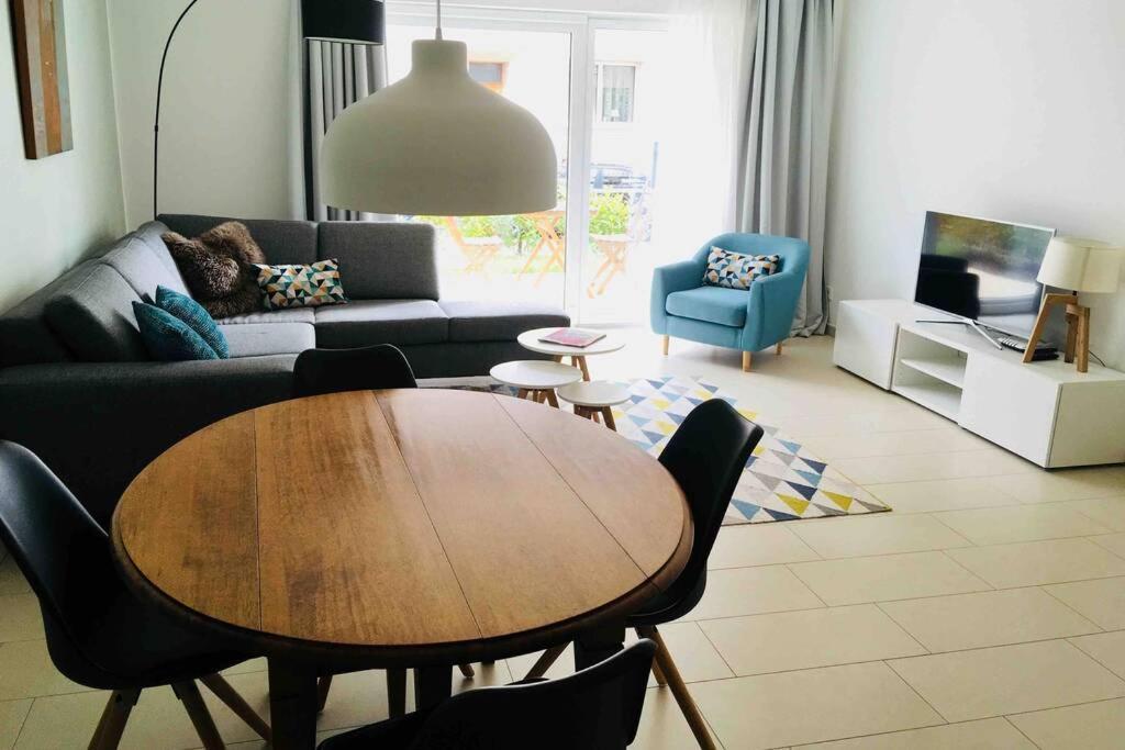 Large Family Retro Flat In City Center- Large Terrace & Garden View, Free Parking Люксембург Экстерьер фото